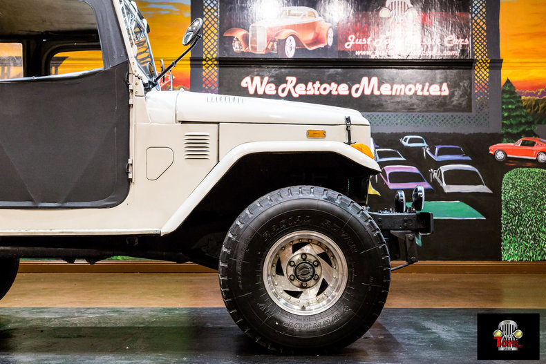 1974 Toyota FJ40