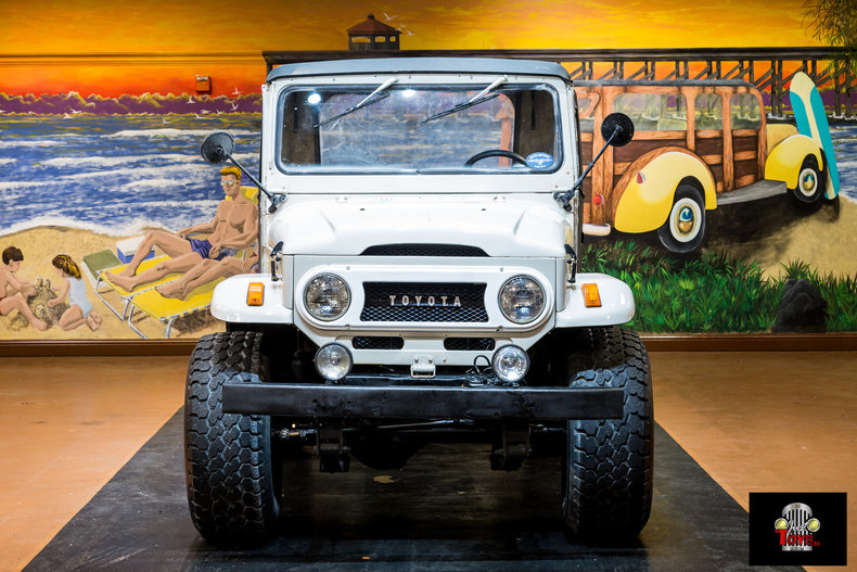 1974 Toyota FJ40