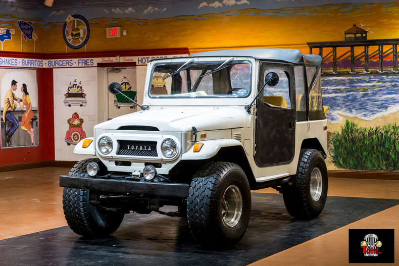 1974 Toyota FJ40