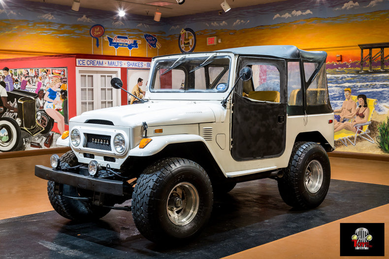 1974 Toyota FJ40