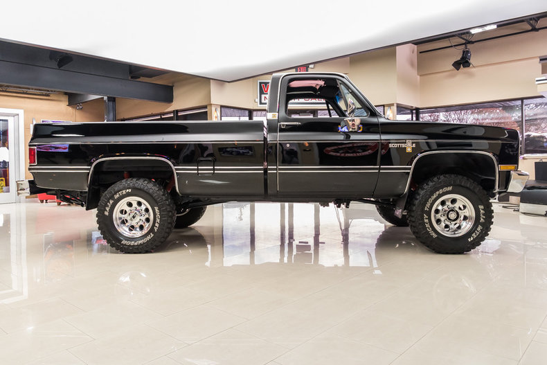 [Image: 557776cba01803_low_res_1985-chevrolet-k-20.jpg]