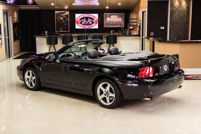 57950407ac3eab_low_res_2003-ford-mustang