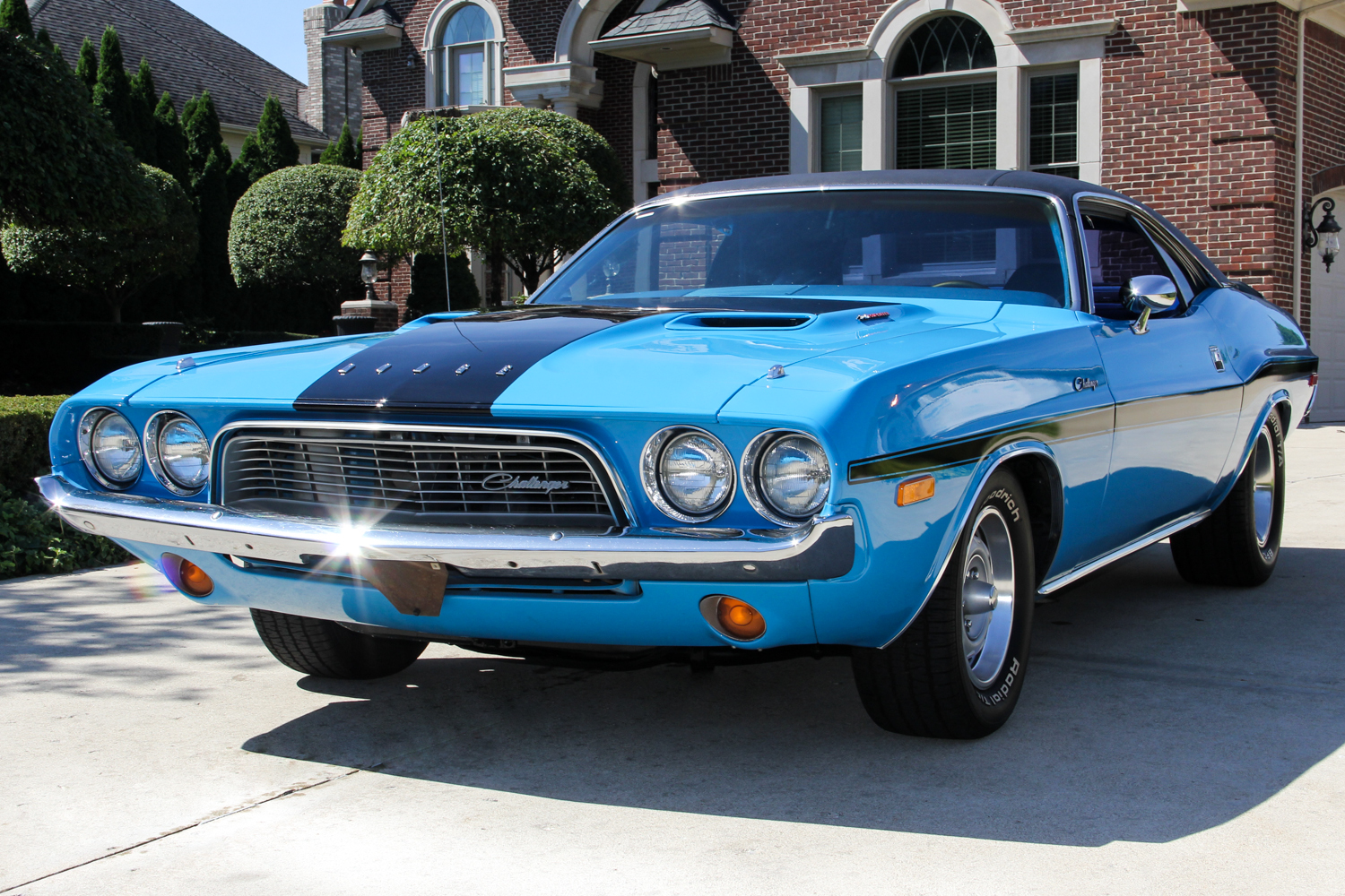 240930 1973 challenger blue 08394
