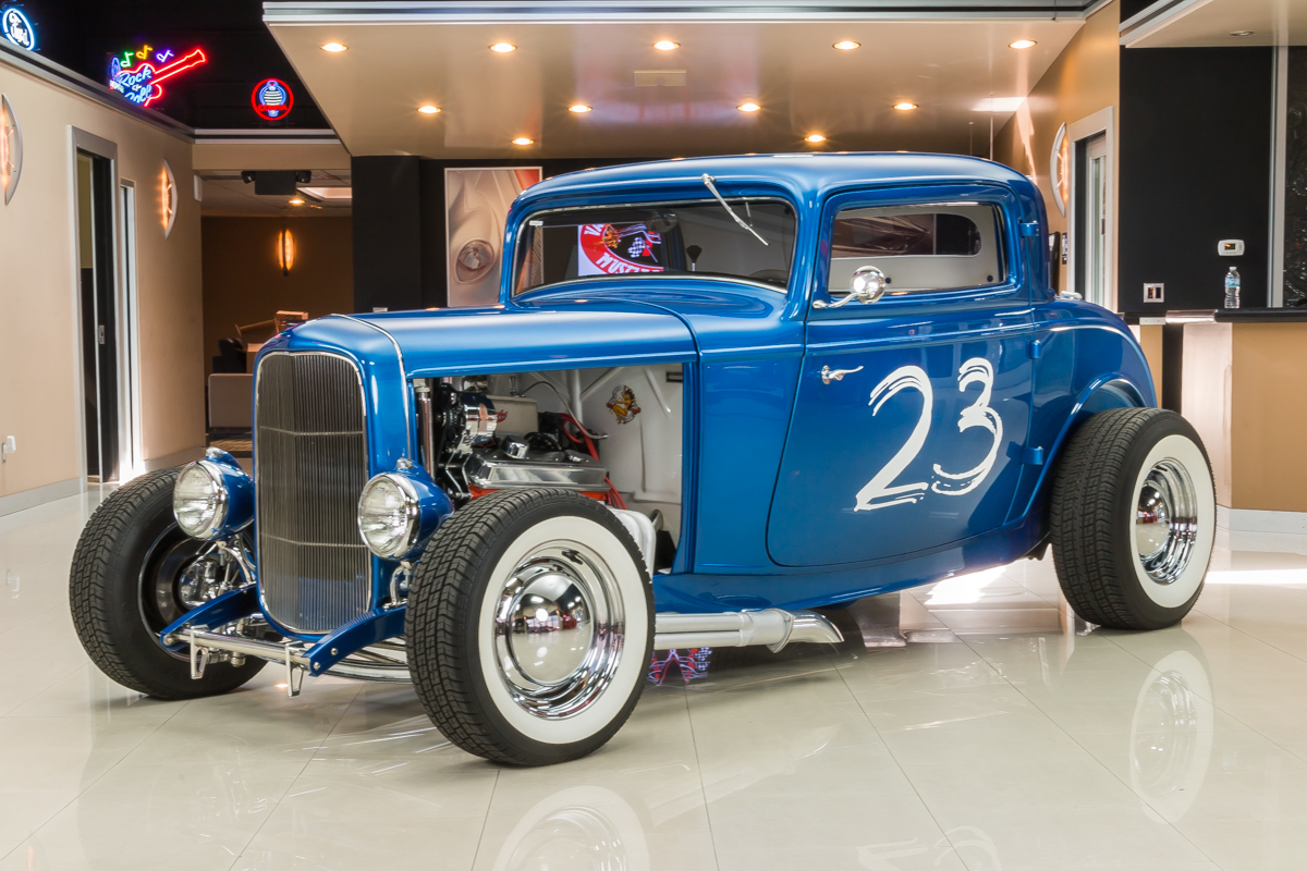 351016 4dfd58048de332 ford street rod blue 63201