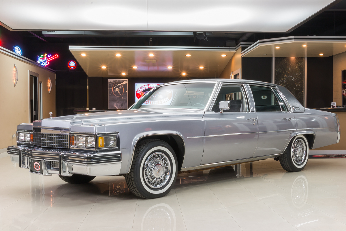 387241 632b7f1eab7279 cadilliac deville silver 25821
