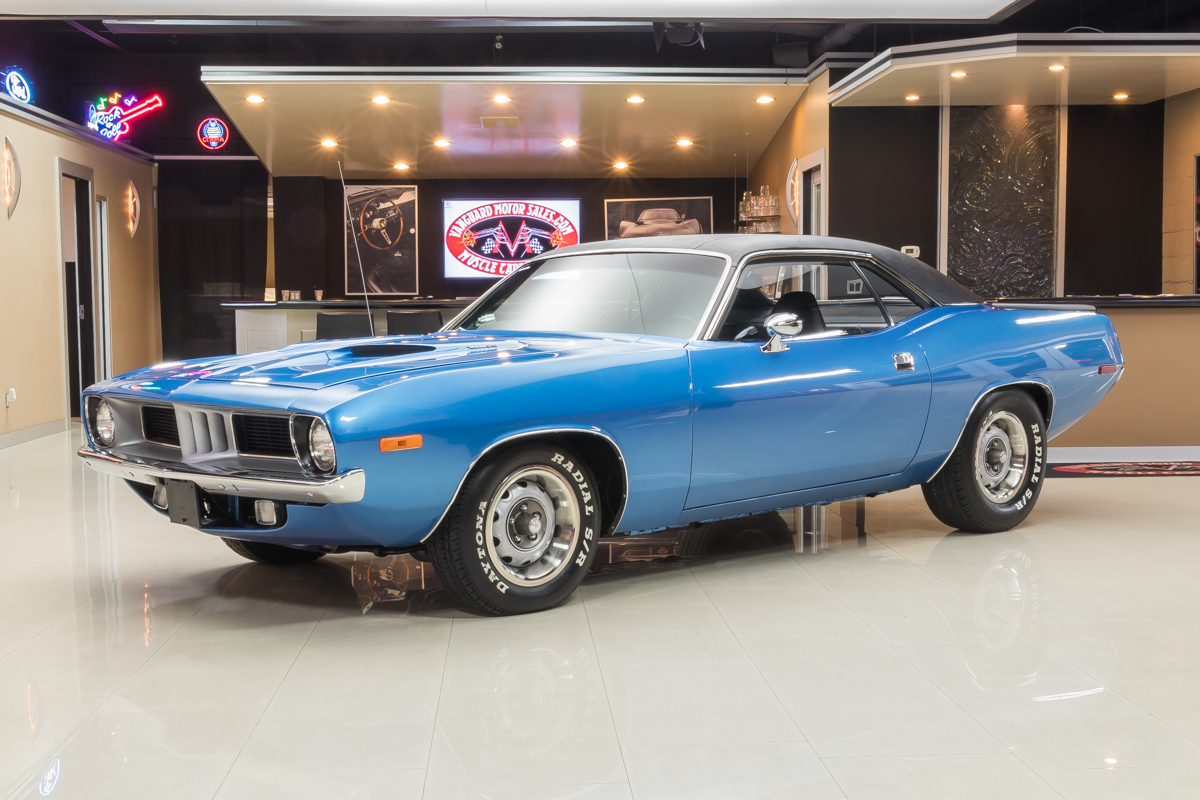 411153 290dce1172af72 plymouth barracuda blue 36501