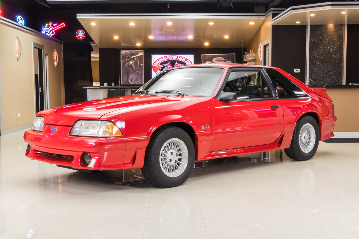409748 e9eb7d9fe96d90 ford mustang red 91491