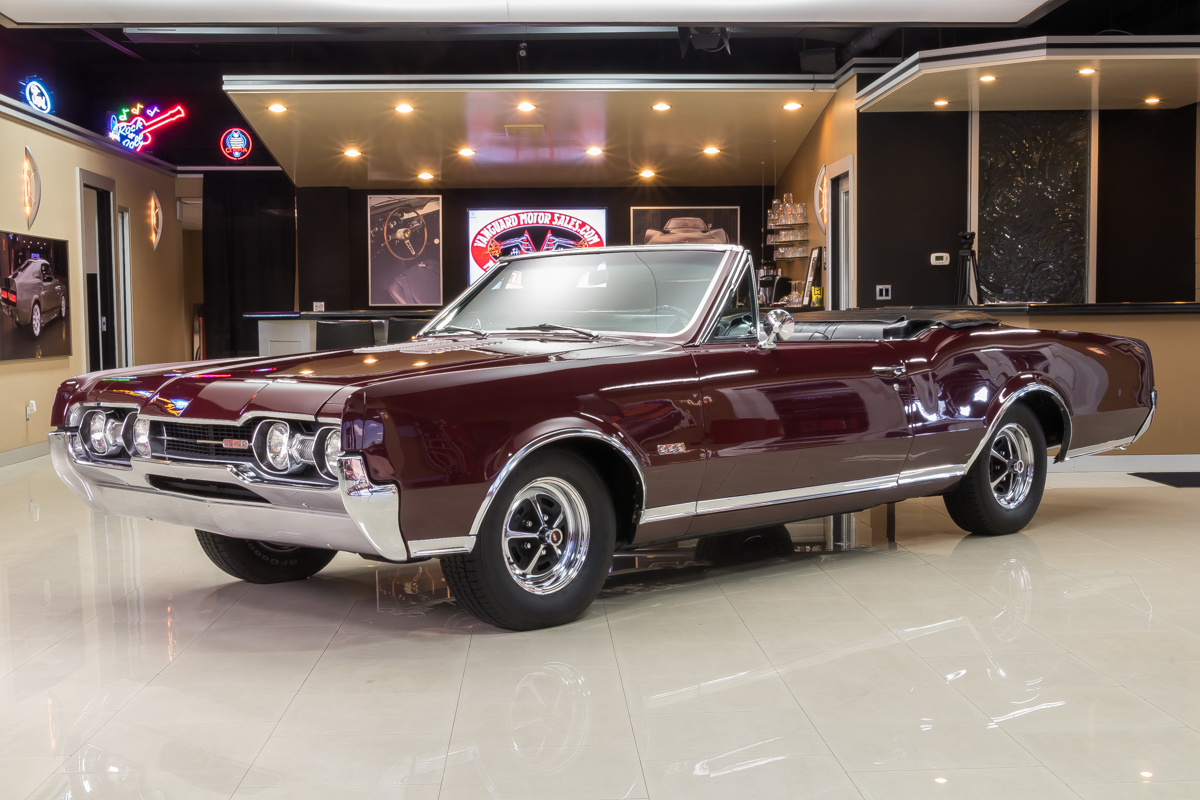 452745 6de223908cfa67 oldsmobile 442 convertable maroon 10771