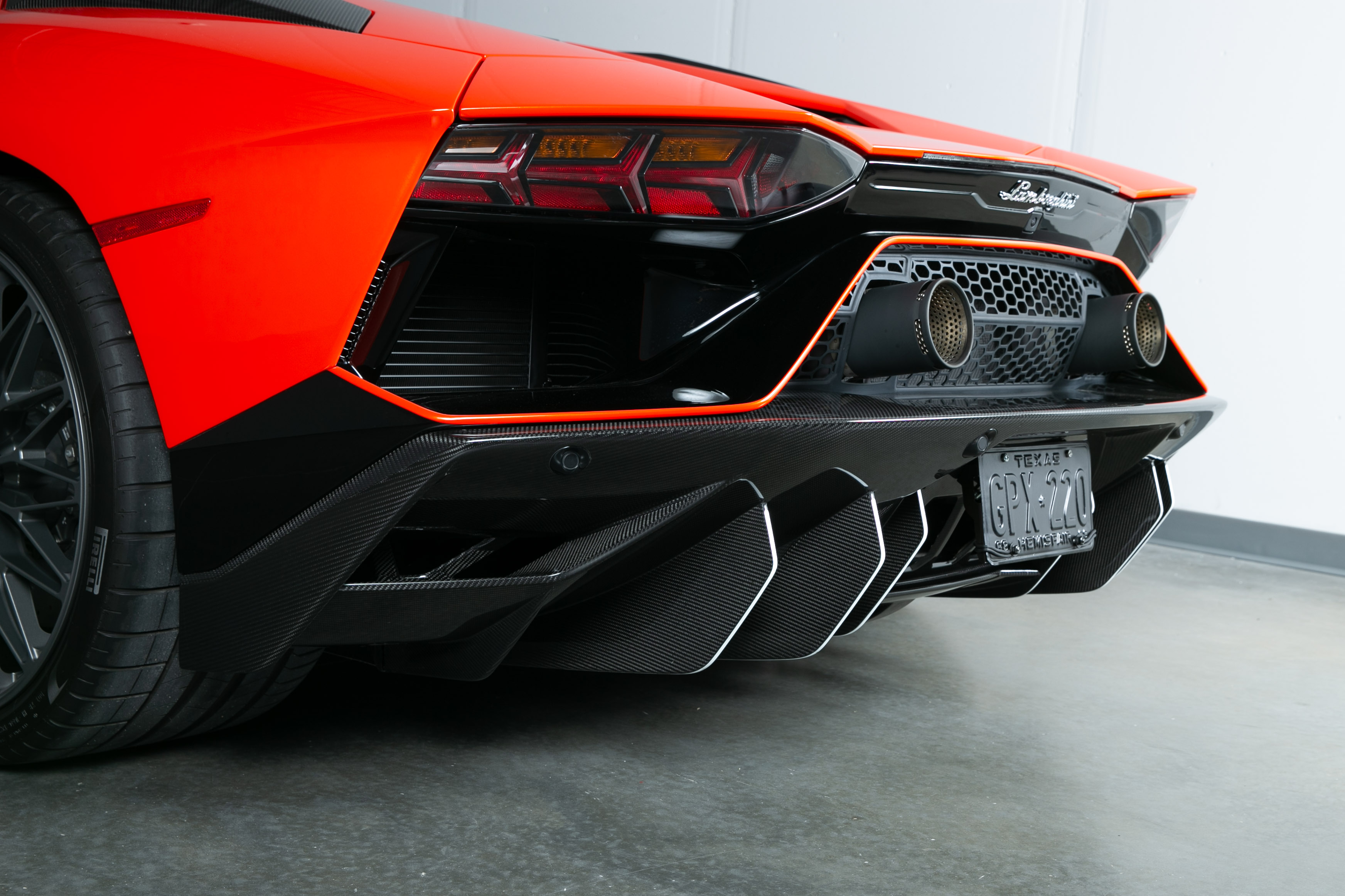 2022 Lamborghini  Aventador Roadster LP 780-4 - V Fine Motorcars