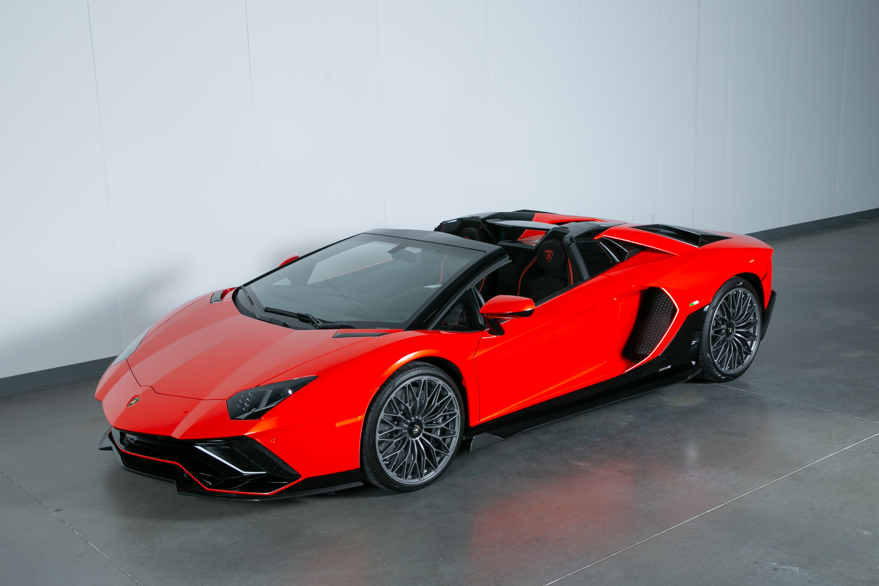 2022 Lamborghini  Aventador Roadster LP 780-4 - V Fine Motorcars