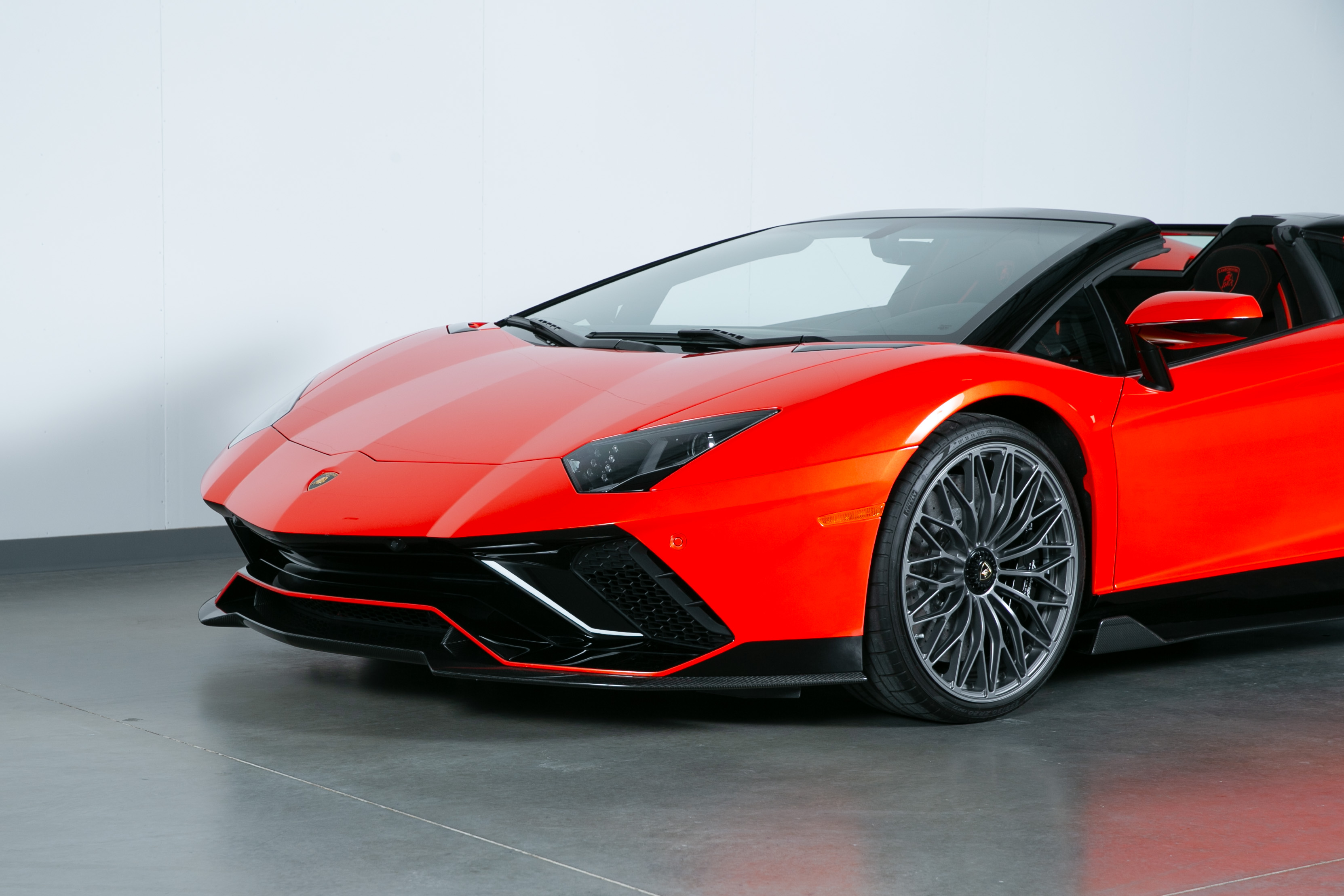 2022 Lamborghini  Aventador Roadster LP 780-4 - V Fine Motorcars