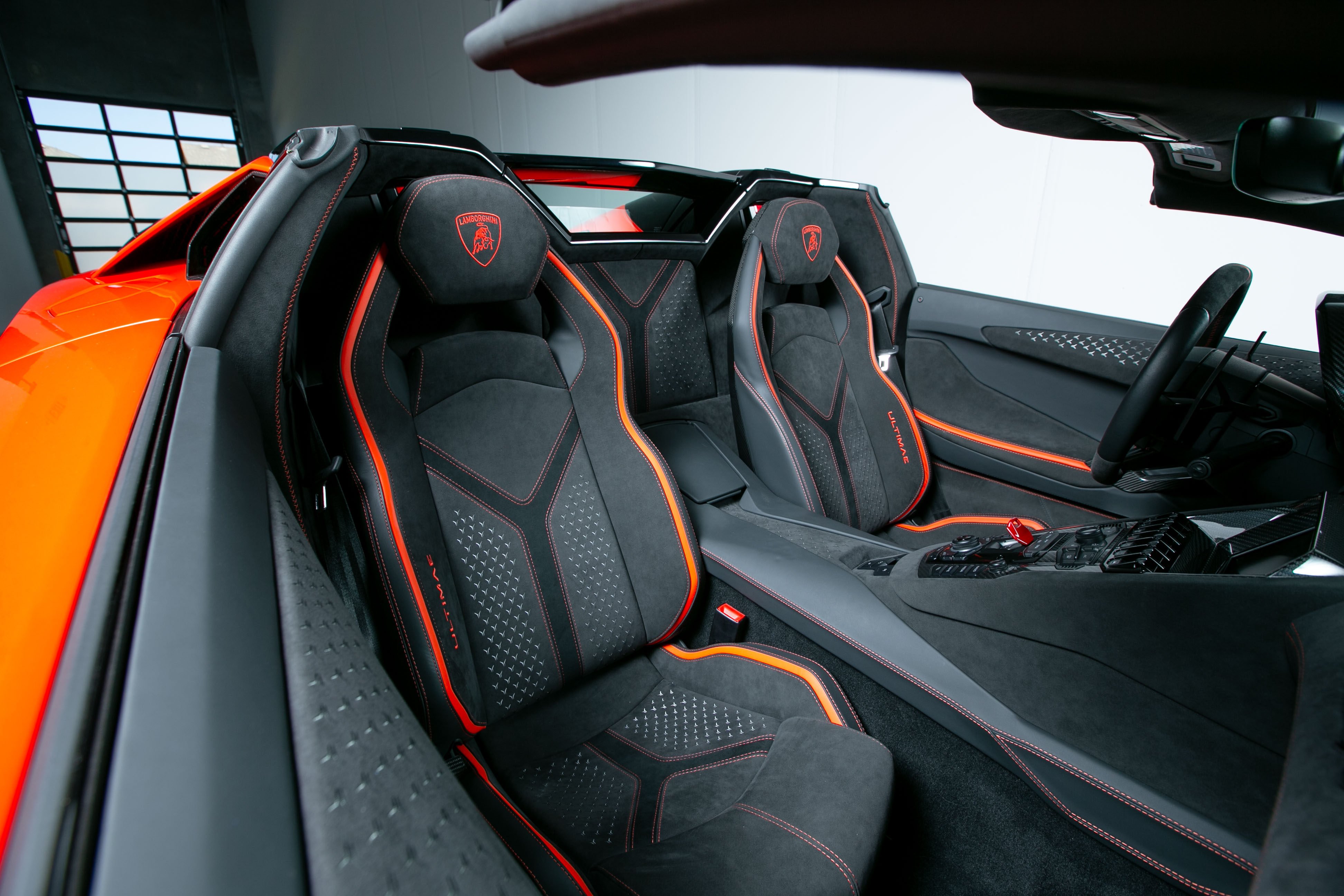 2022 Lamborghini  Aventador Roadster LP 780-4 - V Fine Motorcars