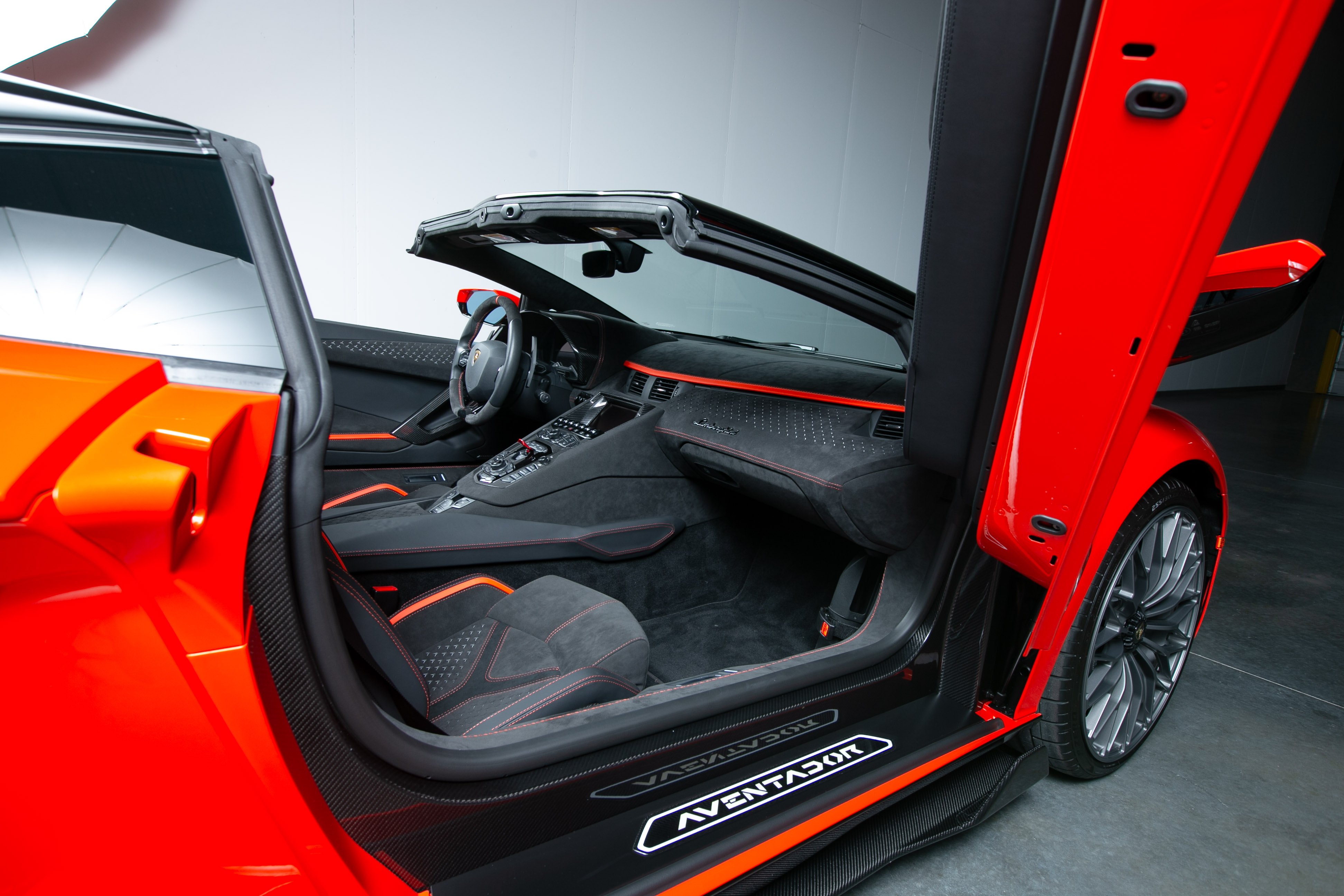 2022 Lamborghini  Aventador Roadster LP 780-4 - V Fine Motorcars