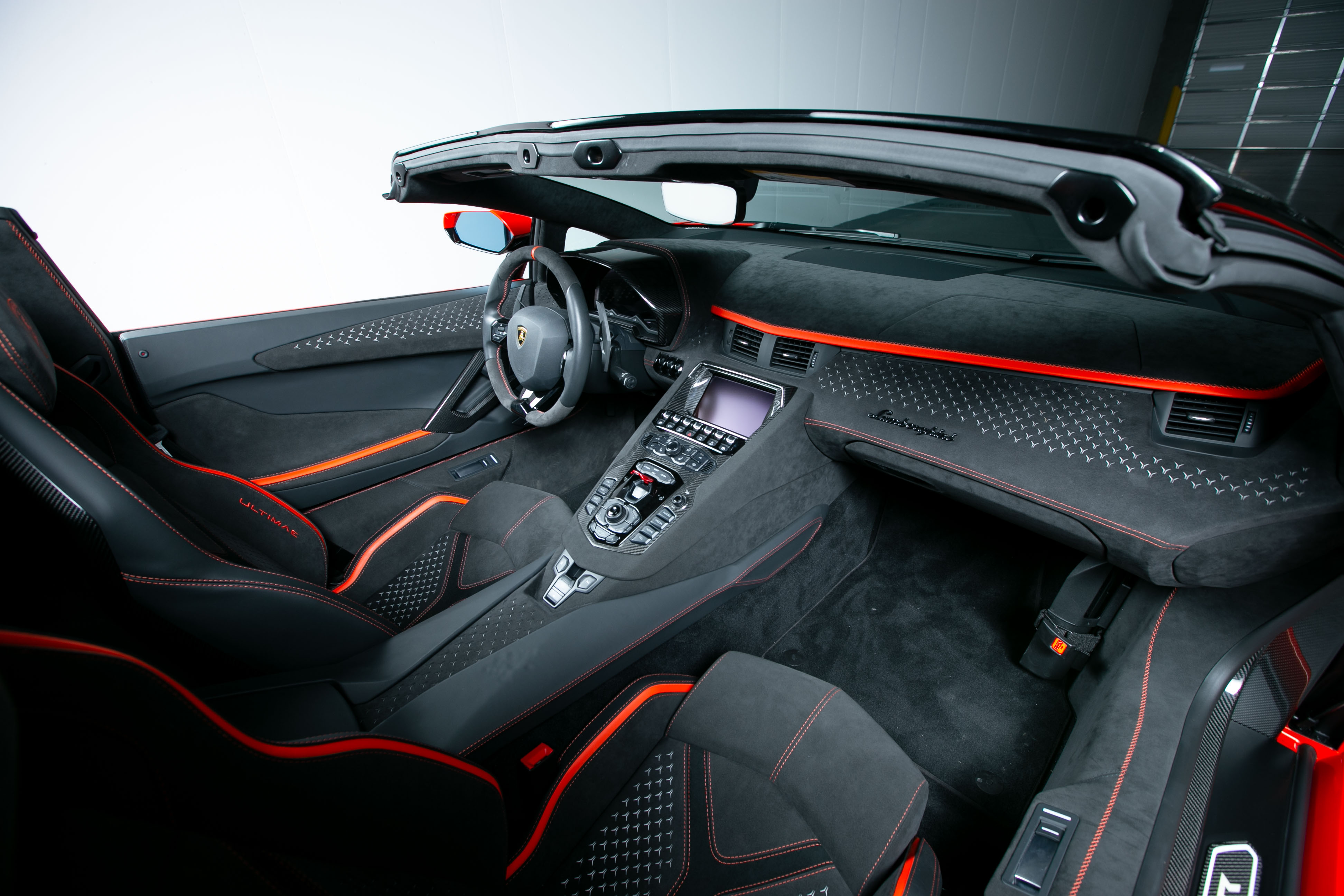 2022 Lamborghini  Aventador Roadster LP 780-4 - V Fine Motorcars