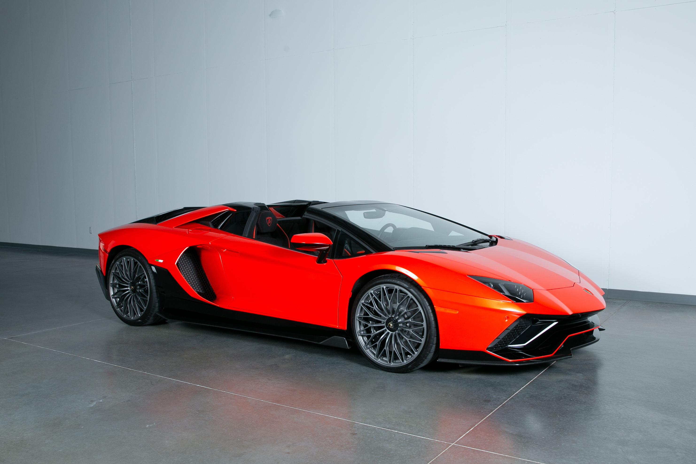 2022 Lamborghini  Aventador Roadster LP 780-4 - V Fine Motorcars
