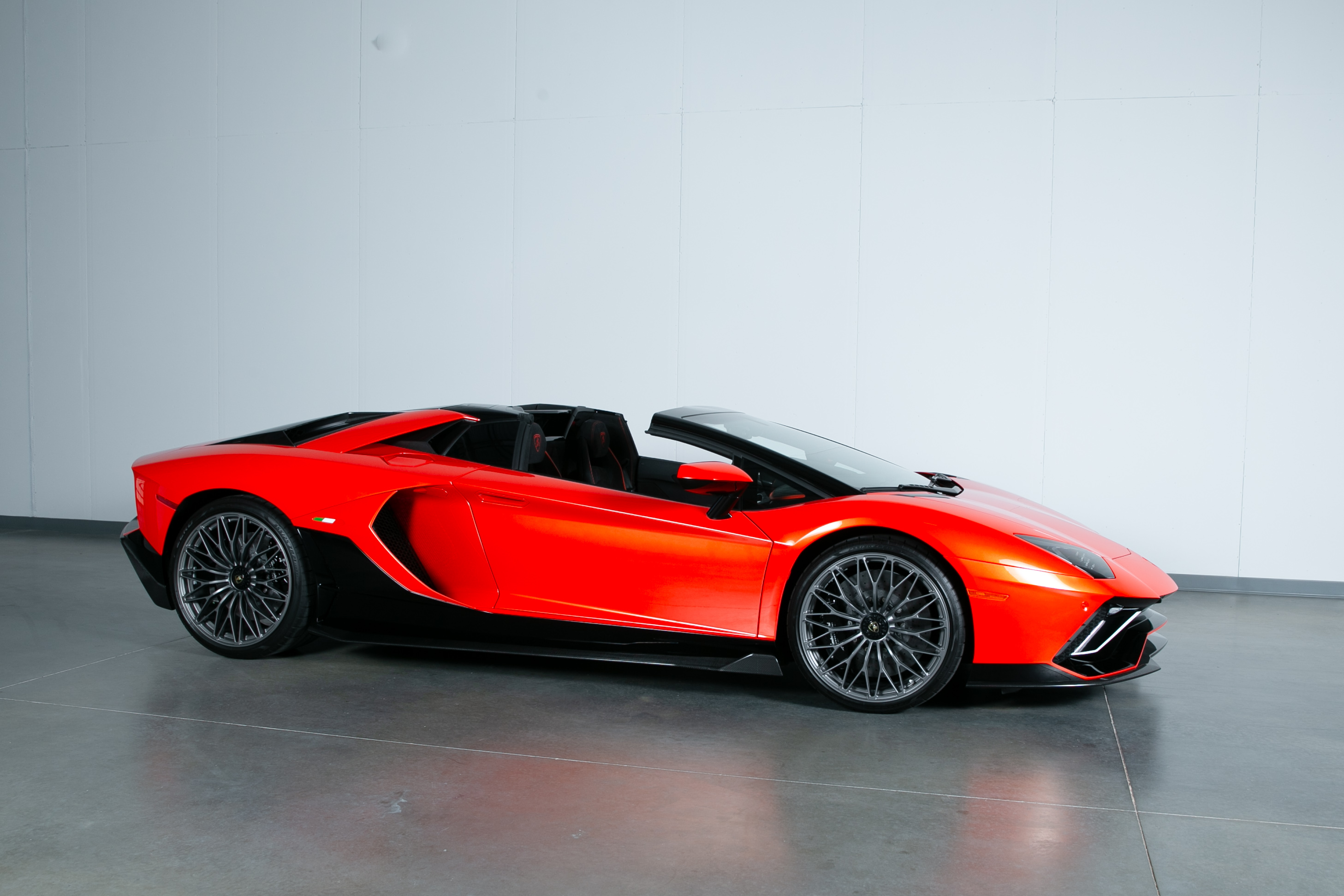 2022 Lamborghini  Aventador Roadster LP 780-4 - V Fine Motorcars