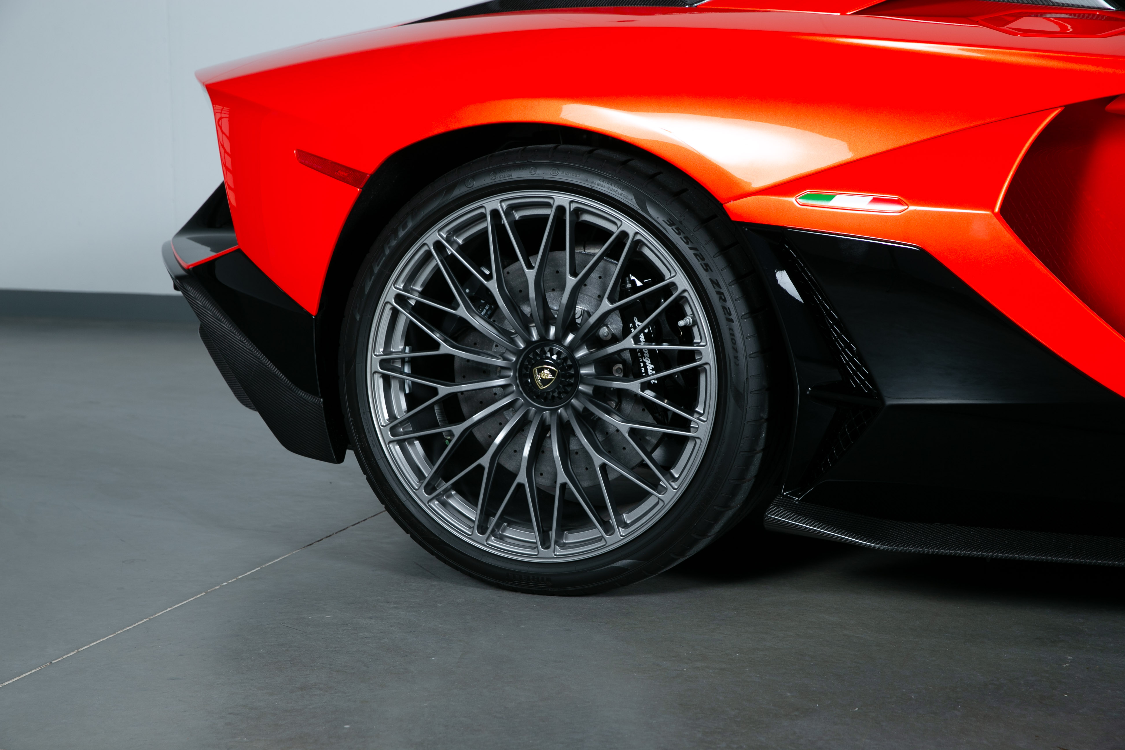 2022 Lamborghini  Aventador Roadster LP 780-4 - V Fine Motorcars