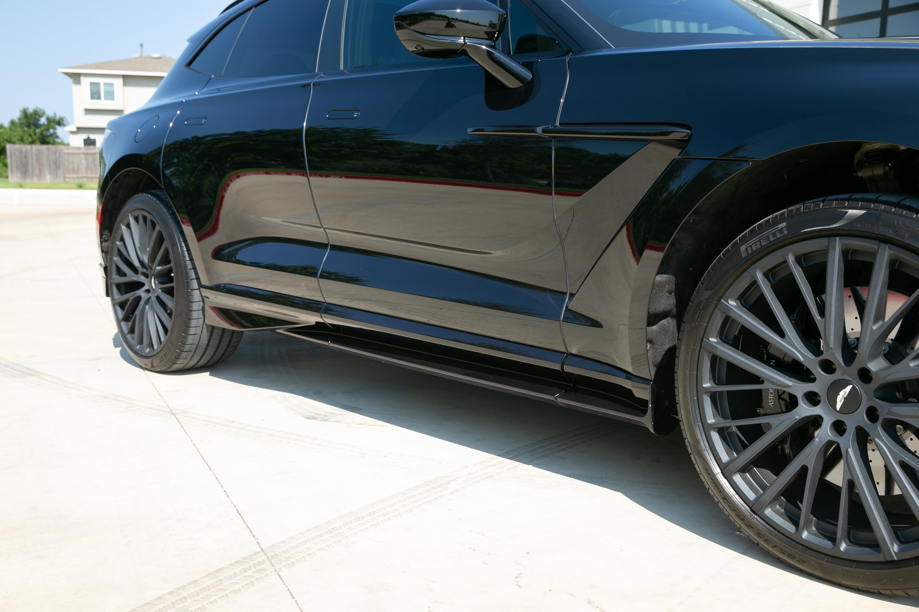2024 Aston Martin DBX 707 - V Fine Motorcars