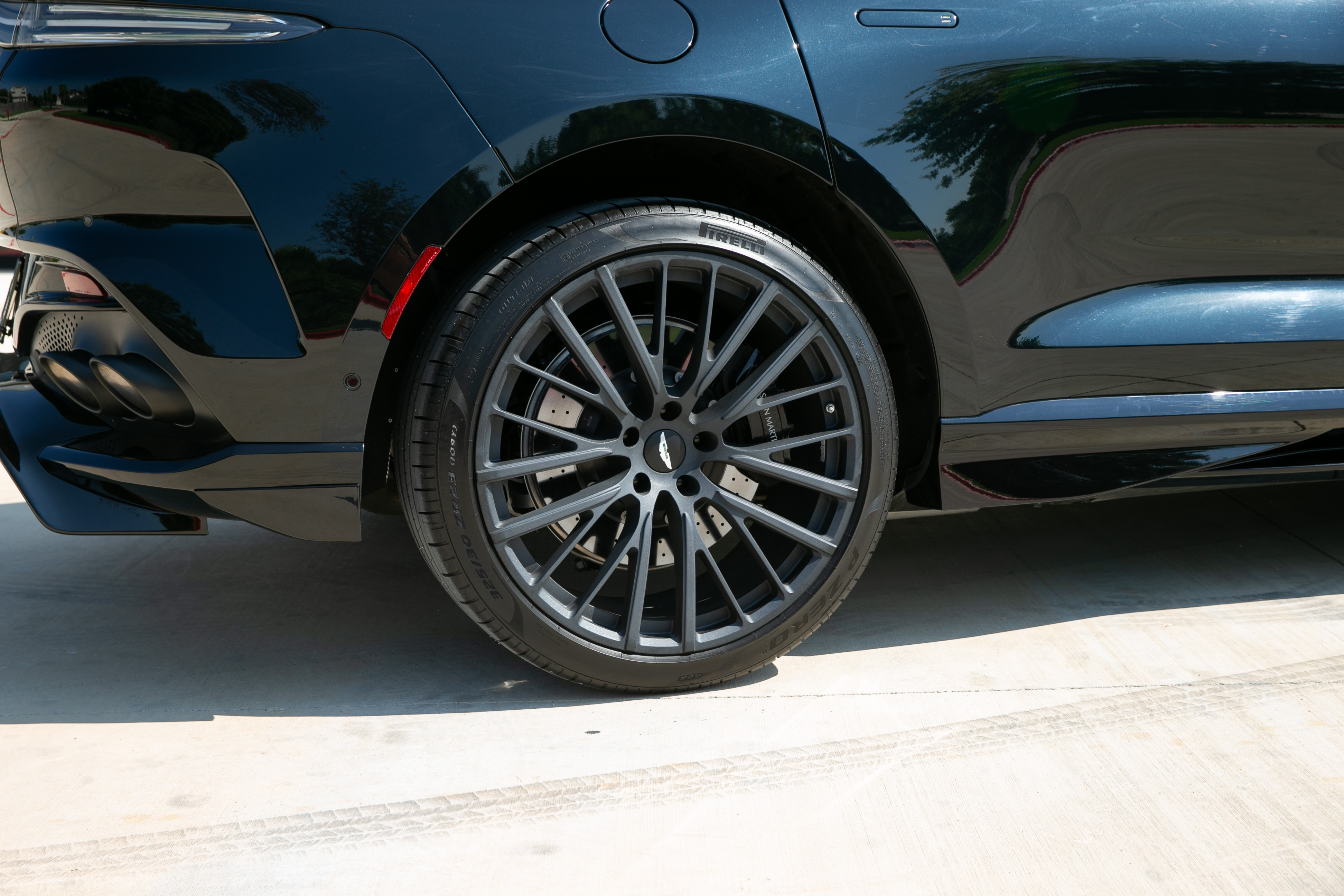 2024 Aston Martin DBX 707 - V Fine Motorcars