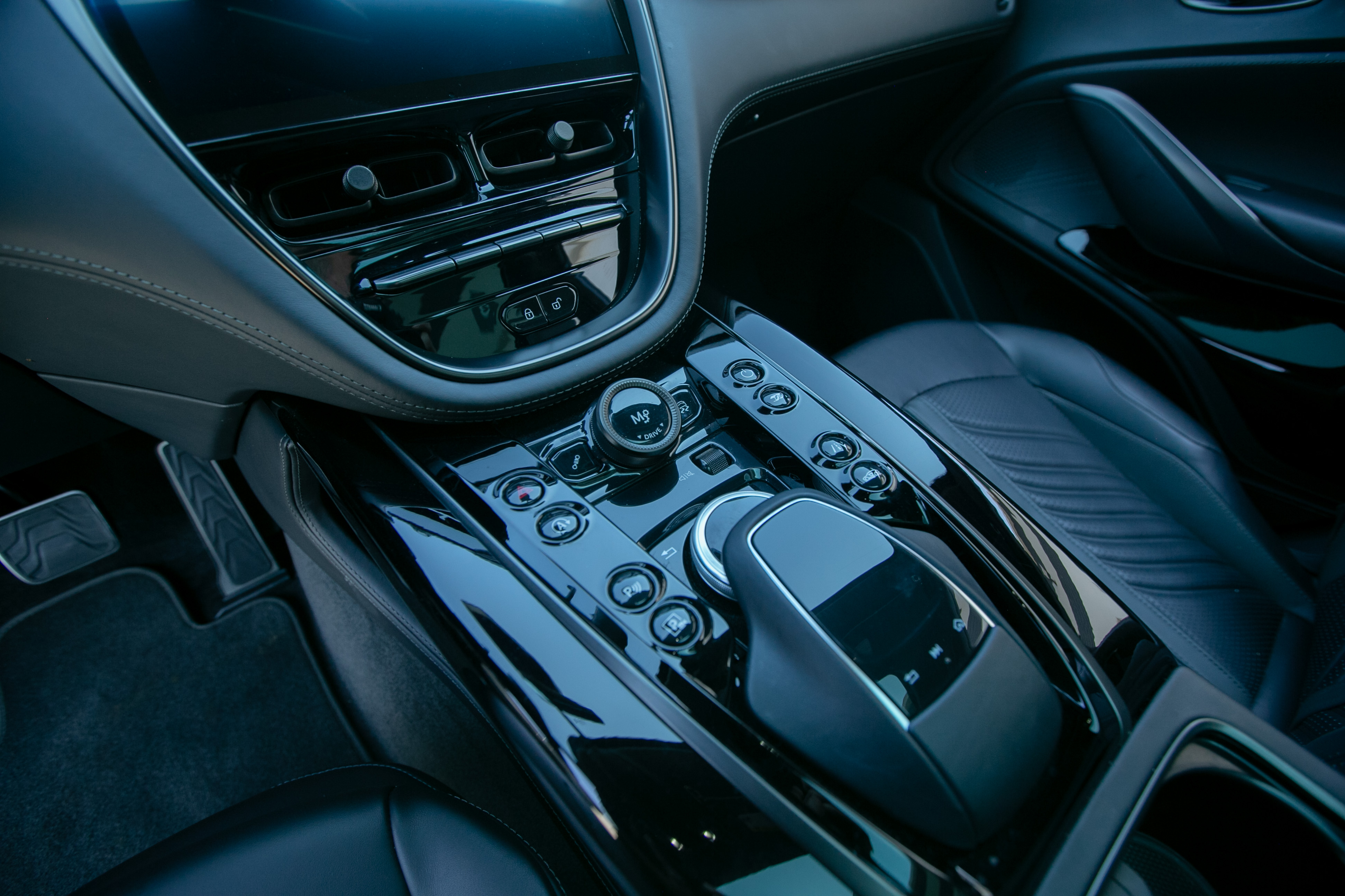 2024 Aston Martin DBX 707 - V Fine Motorcars