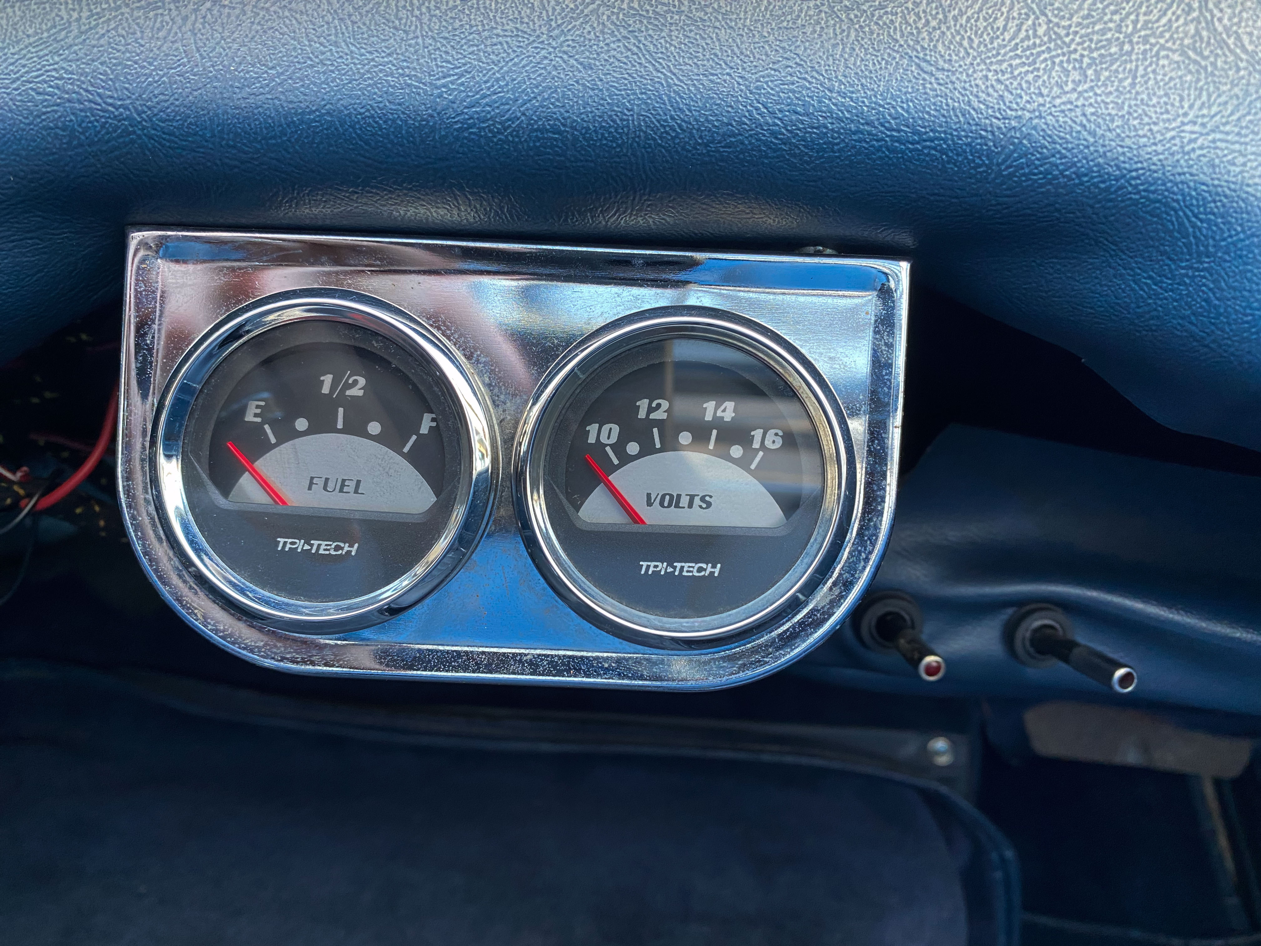 1959 Austin-Healey 100-6 - V Fine Motorcars