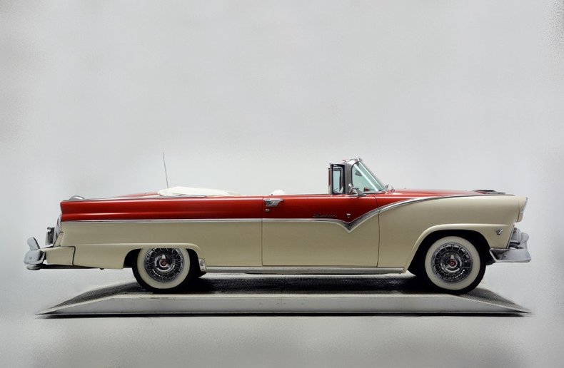 1955 Ford Sunliner