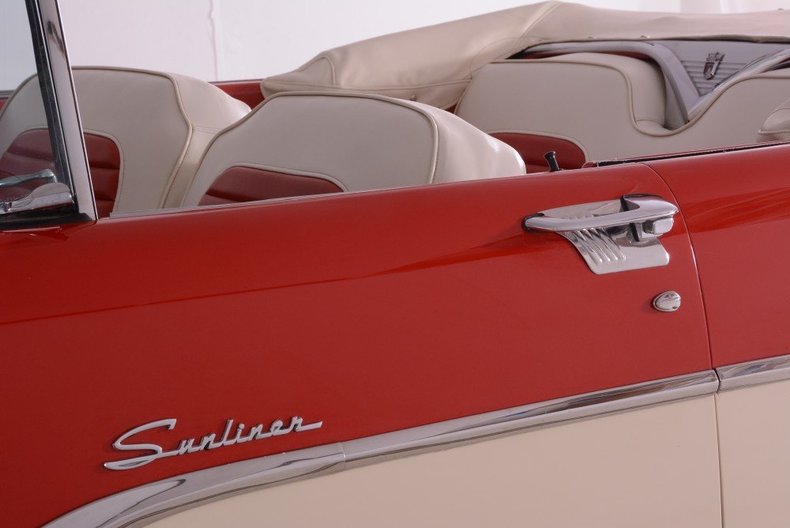1955 Ford Sunliner