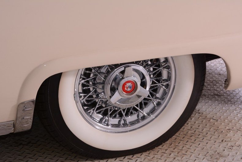 1955 Ford Sunliner
