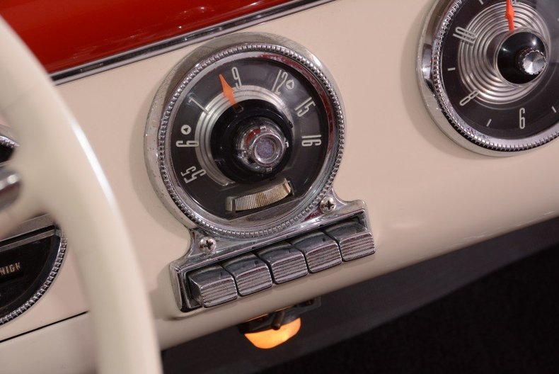 1955 Ford Sunliner