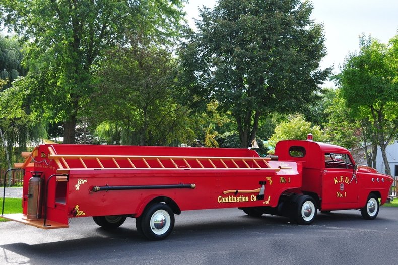1951 Crosley Fire Engine