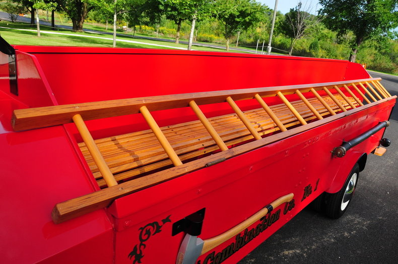 1951 Crosley Fire Engine