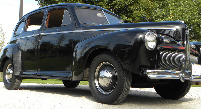 1942 Ford 4 Door | Volo Auto Museum 1942 Ford 4 Door | Volo Auto Museum