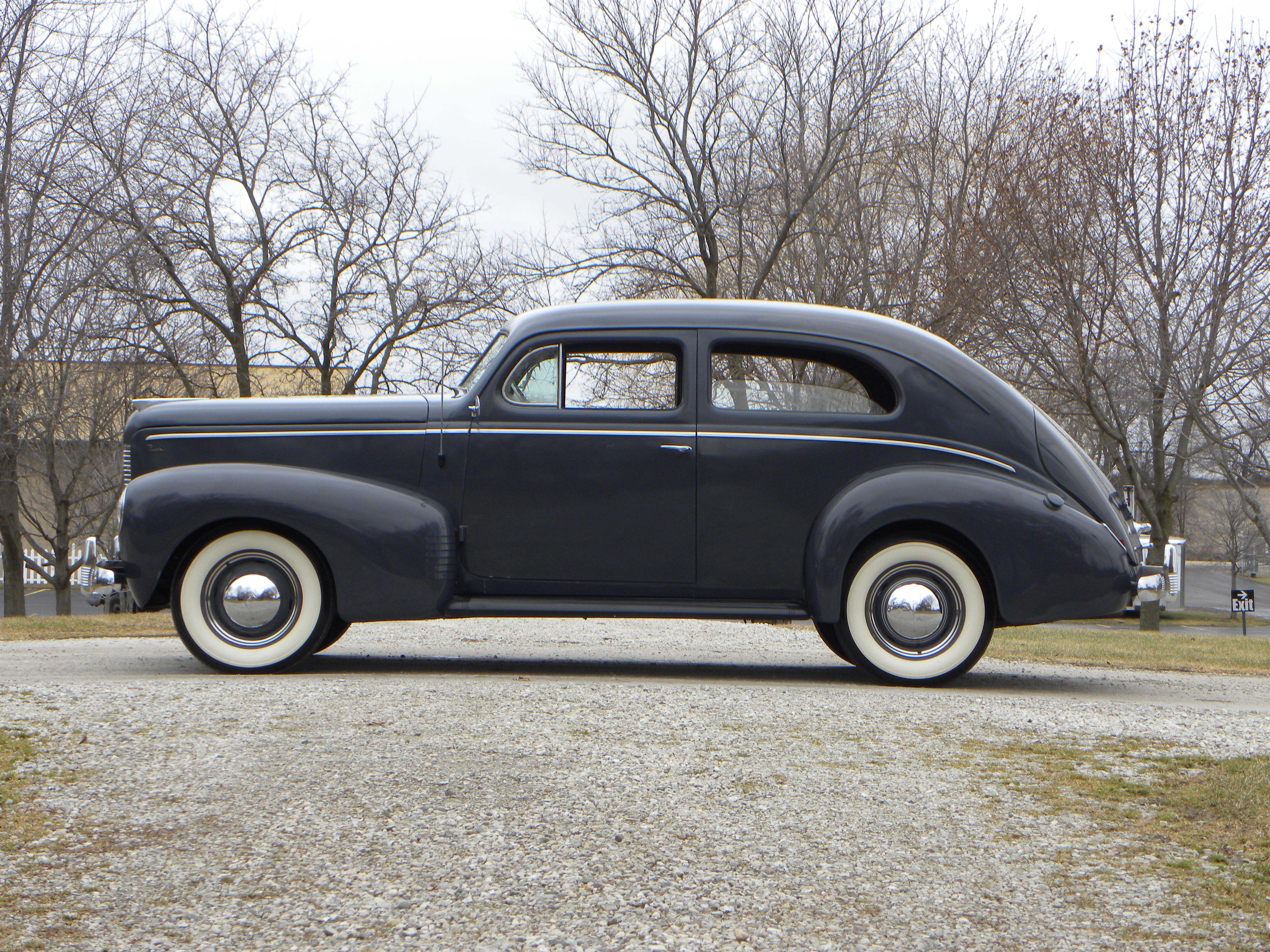1940 Nash Lafayette Volo Auto Museum