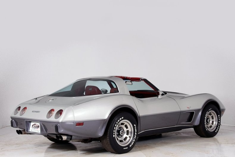 34415021f7da21 low res 1978 chevrolet corvette anniversary edition