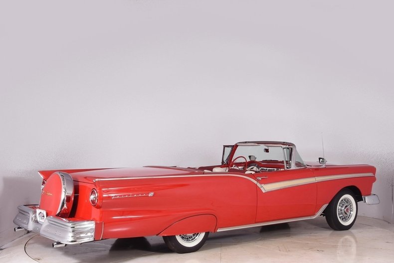 1957 Ford Fairlane