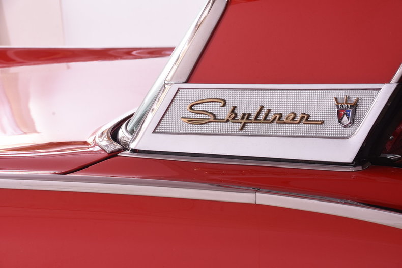 1957 Ford Fairlane