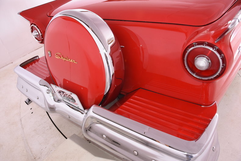 1957 Ford Fairlane