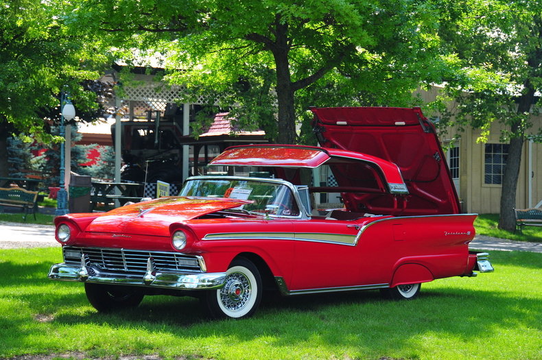 1957 Ford Fairlane