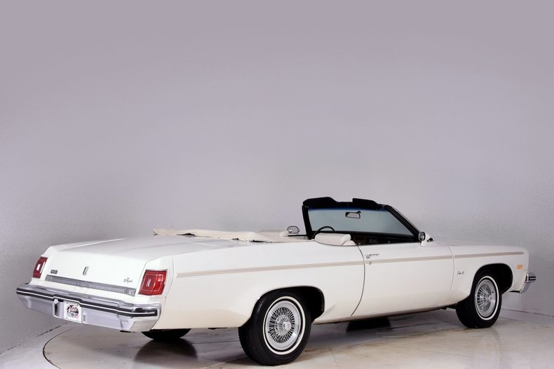 34712271e62e66 low res 1975 oldsmobile delta 88 royal