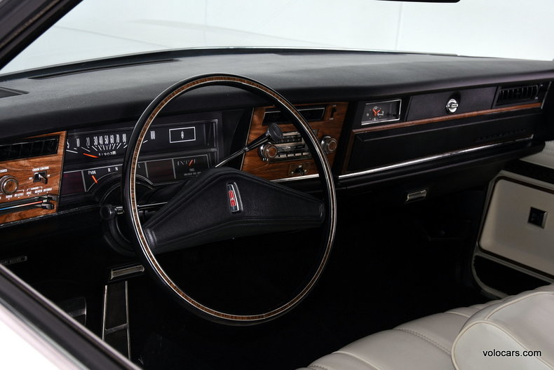 347123b1629c89 low res 1975 oldsmobile delta 88 royal