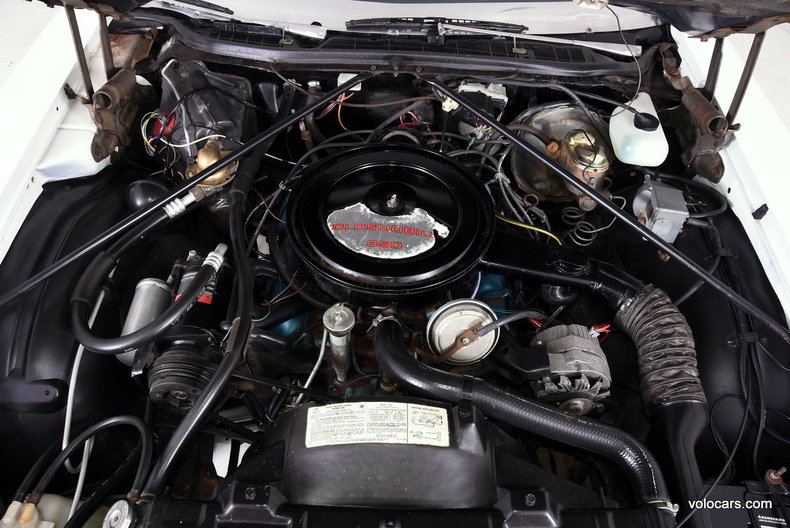 3471272f66d416 low res 1975 oldsmobile delta 88 royal