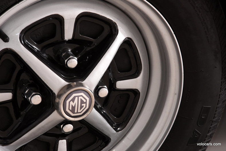 1973 MG B