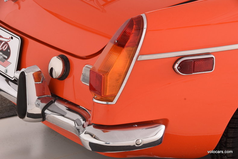 1973 MG B