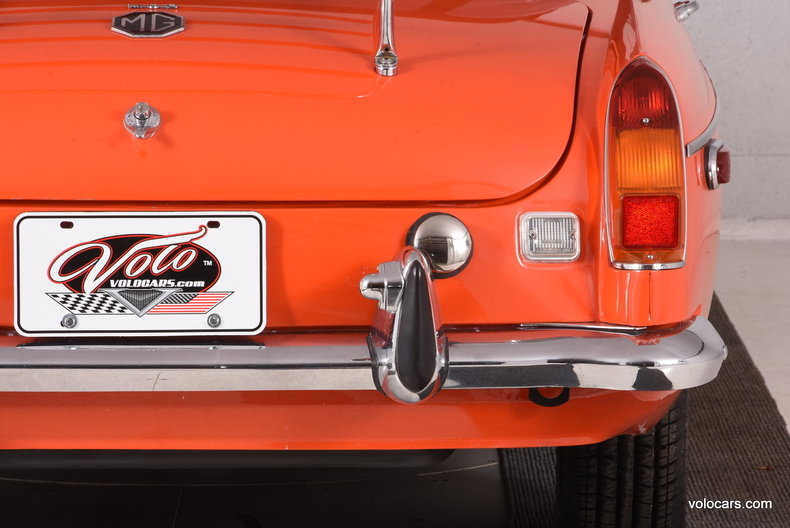 1973 MG B