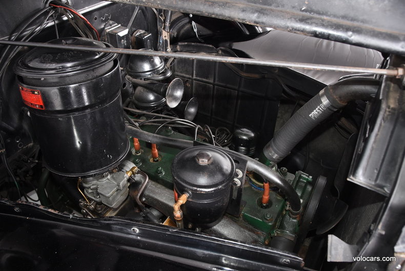 363389887d2b02 low res 1940 packard 120 touring