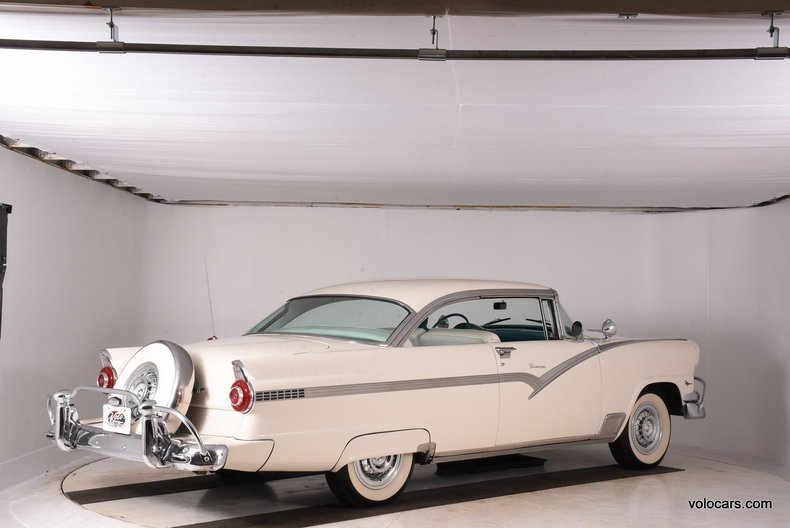1956 Ford Fairlane