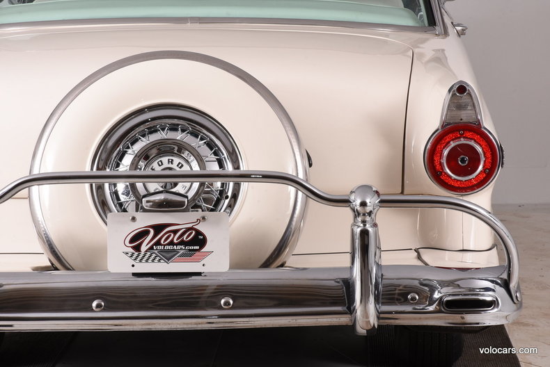 1956 Ford Fairlane