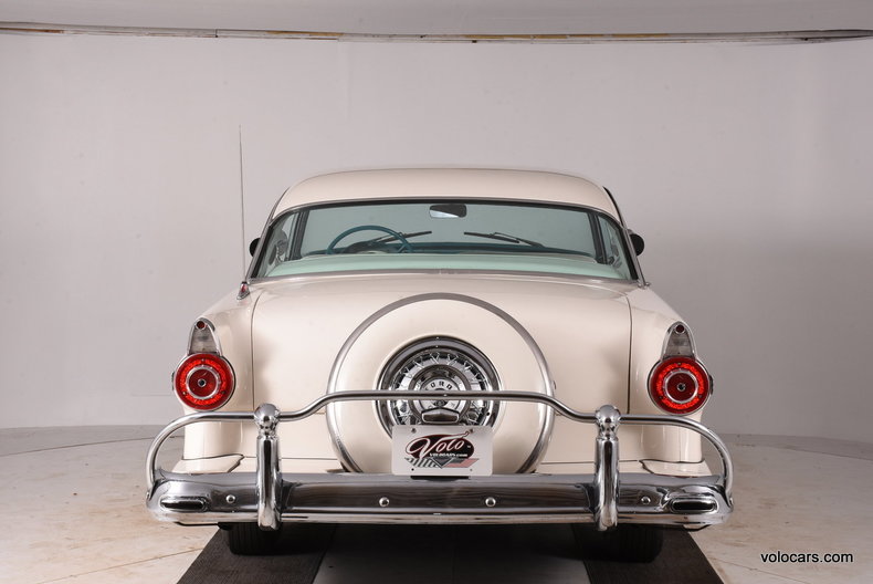 1956 Ford Fairlane