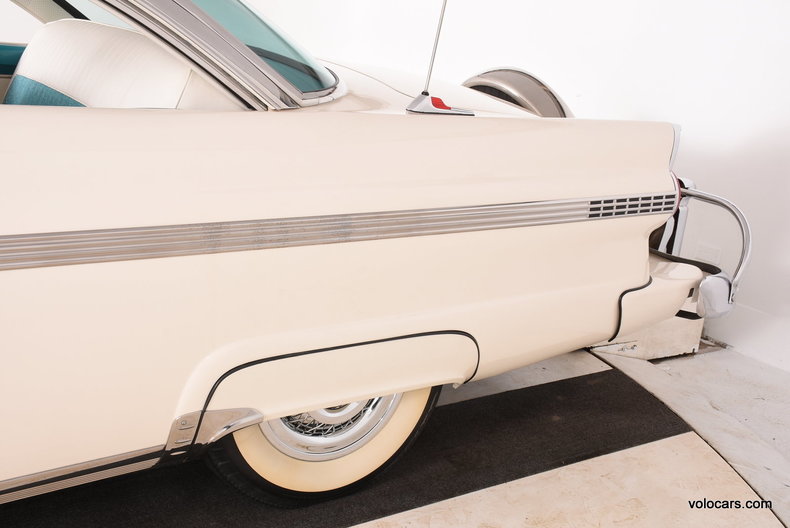 1956 Ford Fairlane