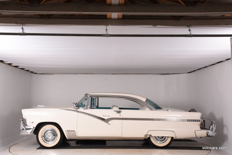 1956 Ford Fairlane